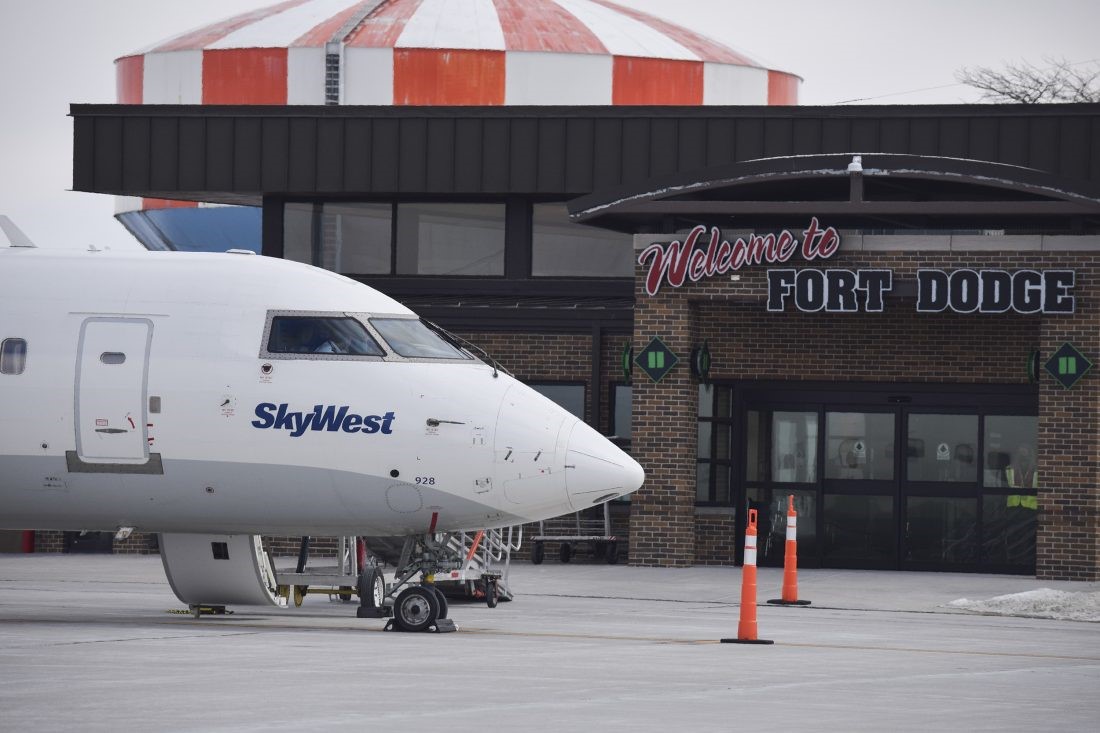Fort Dodge Regional Airport, Air Carrier Apron Reconstruction